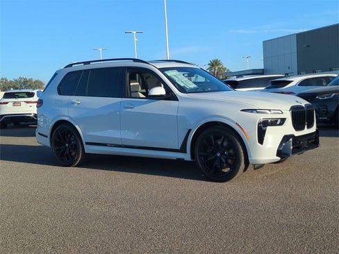 New 2026 BMW X7 xDrive40i w/ M Sport Package image 4