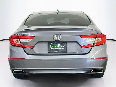 Used 2018 Honda Accord Sport image 7