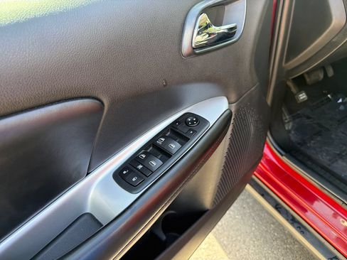 Used 2020 Dodge Journey SE FWD image 20