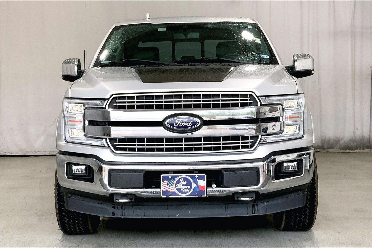 Used 2018 Ford F150 Lariat w/ Equipment Group 502A Luxury AWD/4WD image 3