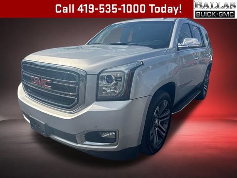 Certified 2017 GMC Yukon SLT AWD/4WD image 1