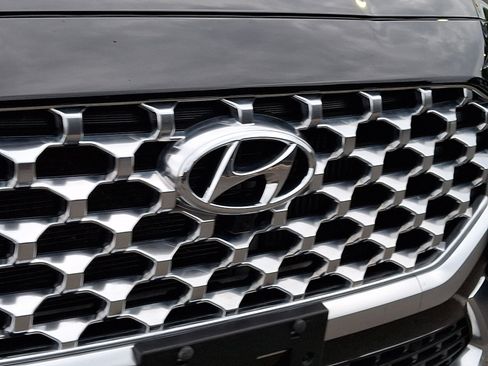Used 2023 Hyundai Santa Fe Limited w/ Cargo Package AWD/4WD image 8
