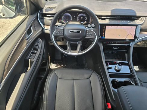 New 2026 Jeep Grand Cherokee L Limited AWD/4WD image 31