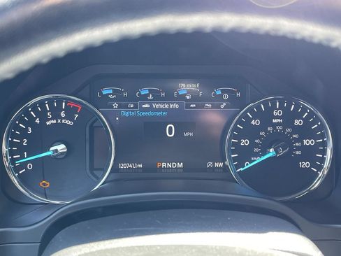 Used 2021 Ford Expedition XLT AWD/4WD image 30