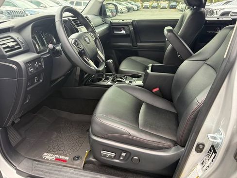 Used 2021 Toyota 4Runner Venture w/ Moonroof Package AWD/4WD image 26