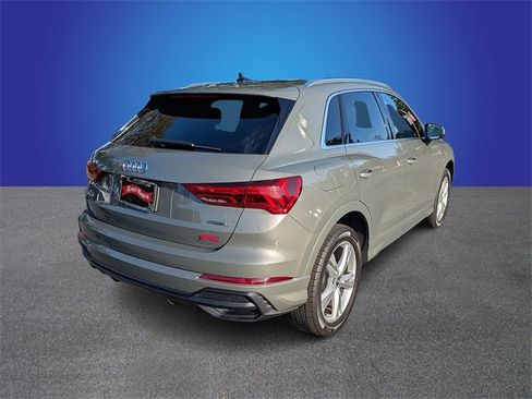 Used 2019 Audi Q3 2.0T Prestige w/ Prestige Package image 5