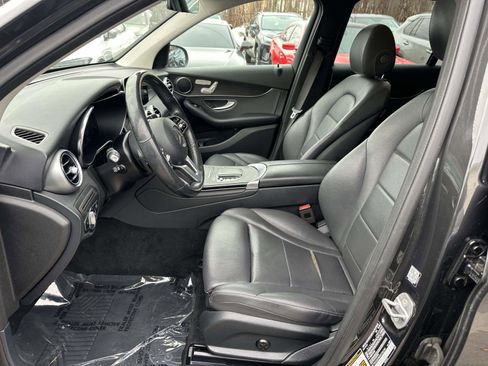 Used 2021 Mercedes-Benz GLC 300 4MATIC image 15