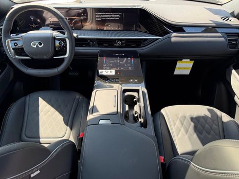 New 2026 INFINITI QX80 Autograph w/ Premium Cargo Package image 6