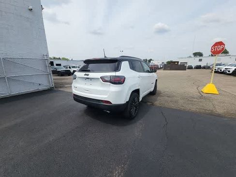Used 2022 Jeep Compass High Altitude AWD/4WD image 20