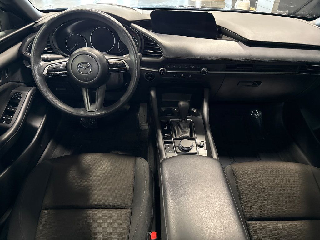 Certified 2025 MAZDA MAZDA3 s FWD image 11