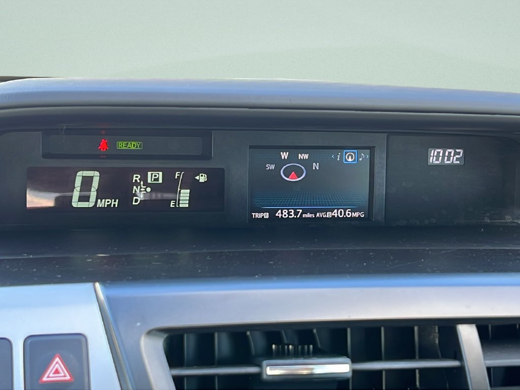 Used 2015 Toyota Prius V Five FWD image 21