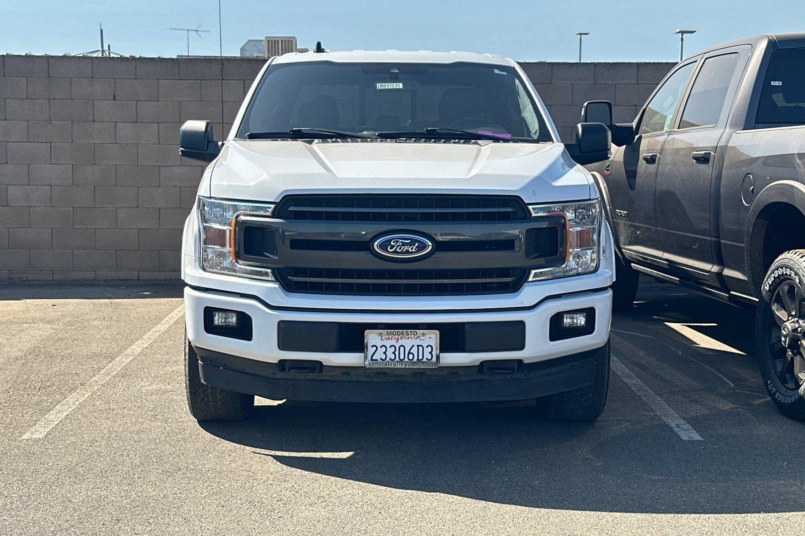 Used 2020 Ford F150 XLT w/ Equipment Group 302A Luxury AWD/4WD image 3