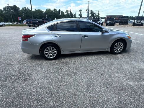 Used 2015 Nissan Altima 2.5 S w/ Power Driver Seat Package FWD image 7