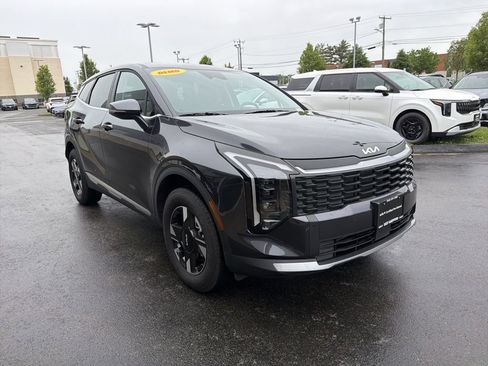 Used 2026 Kia Sportage LX w/ LX Convenience Package AWD/4WD image 5