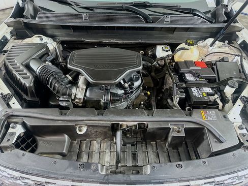 Used 2020 GMC Acadia Denali w/ Technology Package FWD image 37