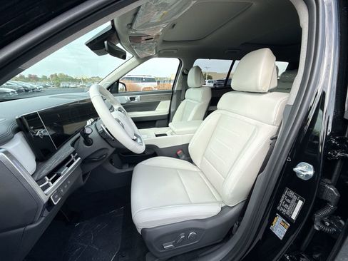 New 2026 Hyundai Santa Fe Limited AWD/4WD image 12