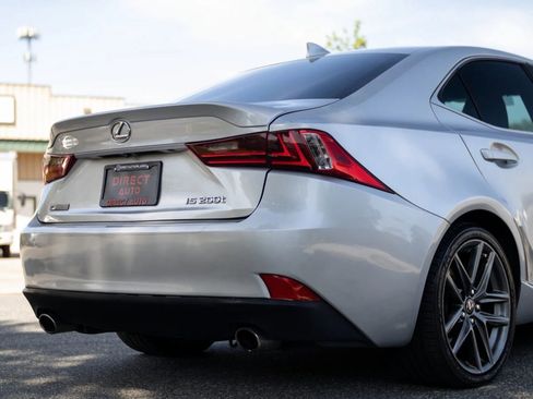 Used 2016 Lexus IS 200t w/ F Sport Package RWD image 11
