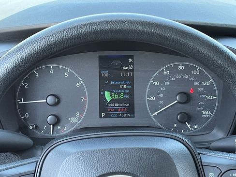 Used 2024 Toyota Corolla LE FWD image 13