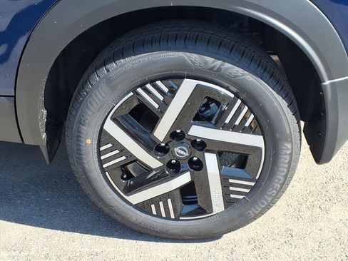 New 2026 Nissan Kicks SV image 5