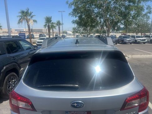 Used 2017 Subaru Outback 3.6R Limited AWD/4WD image 8