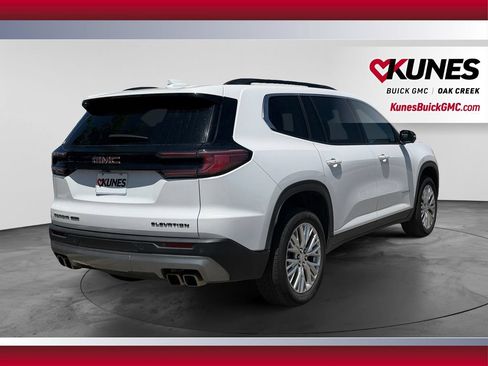 Used 2024 GMC Acadia Elevation AWD/4WD image 9