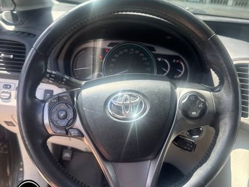 Used 2013 Toyota Venza XLE w/ XLE Premium Pkg FWD image 10