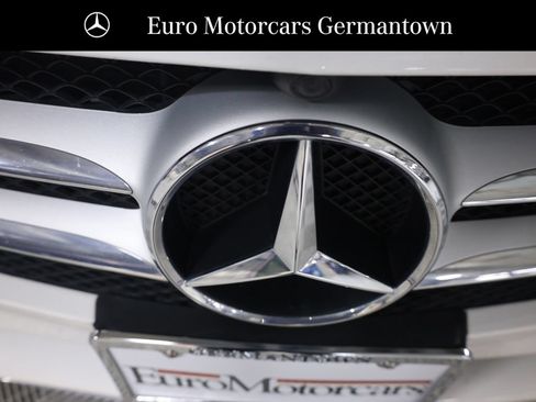 Used 2018 Mercedes-Benz C 300 4MATIC Sedan image 57