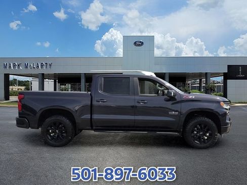 Used 2022 Chevrolet Silverado 1500 RST AWD/4WD image 6