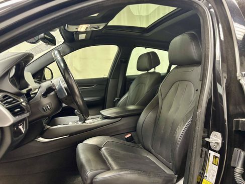 Used 2016 BMW X6 xDrive50i AWD/4WD image 16