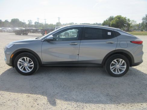 New 2026 Buick Envista Preferred image 9