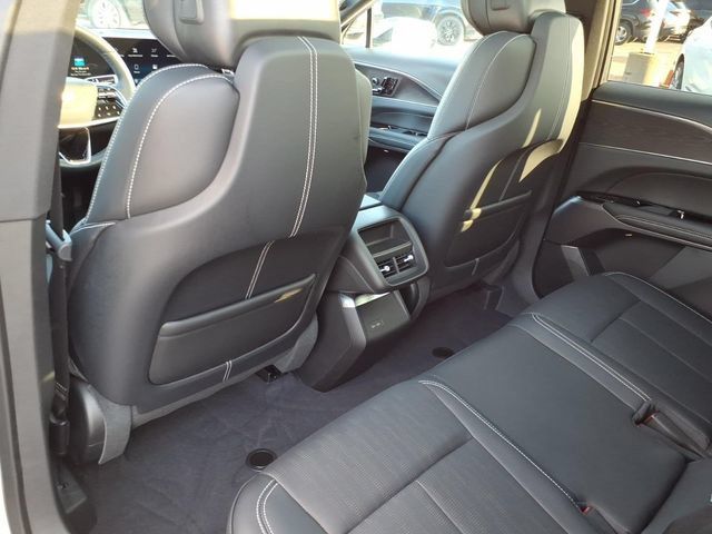 Certified 2025 Cadillac Lyriq Luxury AWD/4WD image 14