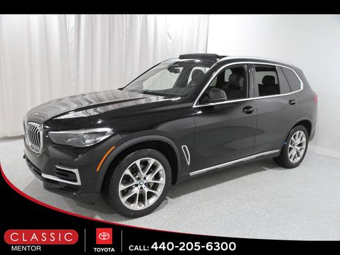 Used 2022 BMW X5 xDrive40i AWD/4WD image 3