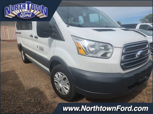 Used 2017 Ford Transit 150 XLT RWD image 1