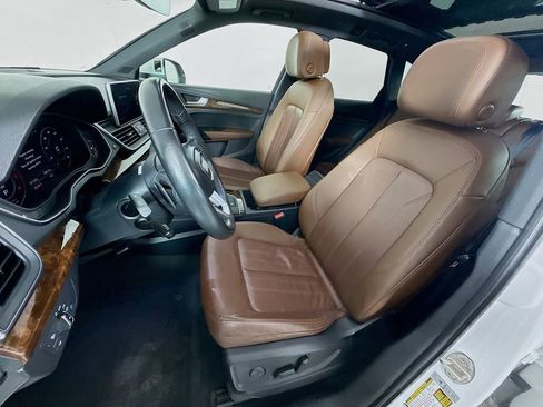 Used 2018 Audi Q5 2.0T Premium Plus w/ Premium Plus Package image 22