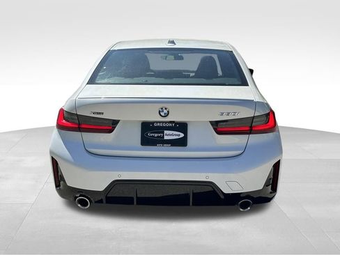 Used 2026 BMW 330i xDrive Sedan AWD/4WD image 8