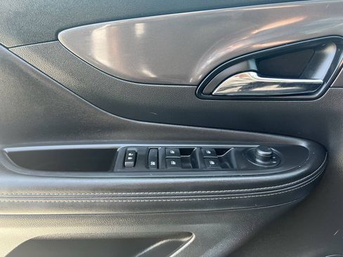 Used 2019 Buick Encore Preferred FWD image 10