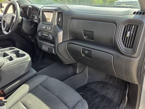 Certified 2023 Chevrolet Silverado 1500 Custom RWD image 17