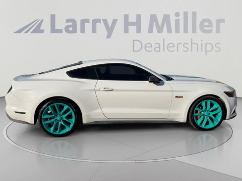 Used 2016 Ford Mustang GT Premium RWD image 6