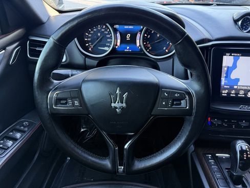 Used 2017 Maserati Ghibli image 22