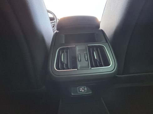 Used 2023 Maserati Grecale GT AWD/4WD image 42