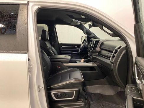 Used 2022 RAM 1500 Laramie AWD/4WD image 28