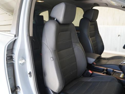 Used 2022 Honda CR-V Touring image 29