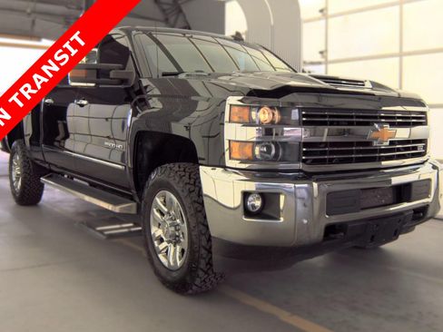 Used 2018 Chevrolet Silverado 2500 LTZ w/ Duramax Plus Package AWD/4WD image 5