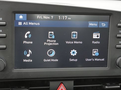 Certified 2025 Hyundai Elantra Sport image 30