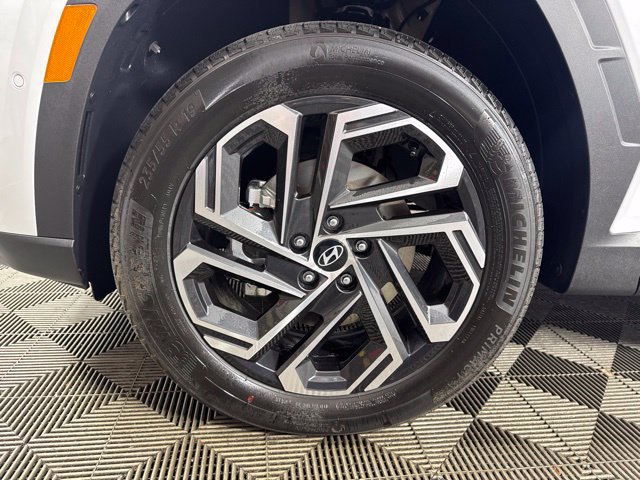 Used 2026 Hyundai Tucson Limited AWD/4WD image 10