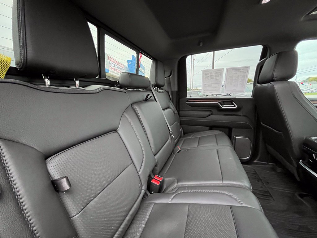 Used 2024 GMC Sierra 2500 Denali w/ Denali Reserve Package AWD/4WD image 40