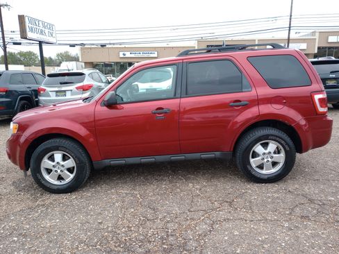 Used 2012 Ford Escape XLT image 4