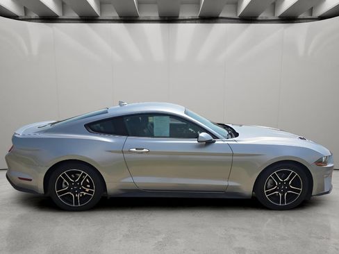 Used 2023 Ford Mustang Premium RWD image 6