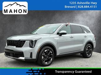 Used 2025 Kia Sorento S FWD video 1