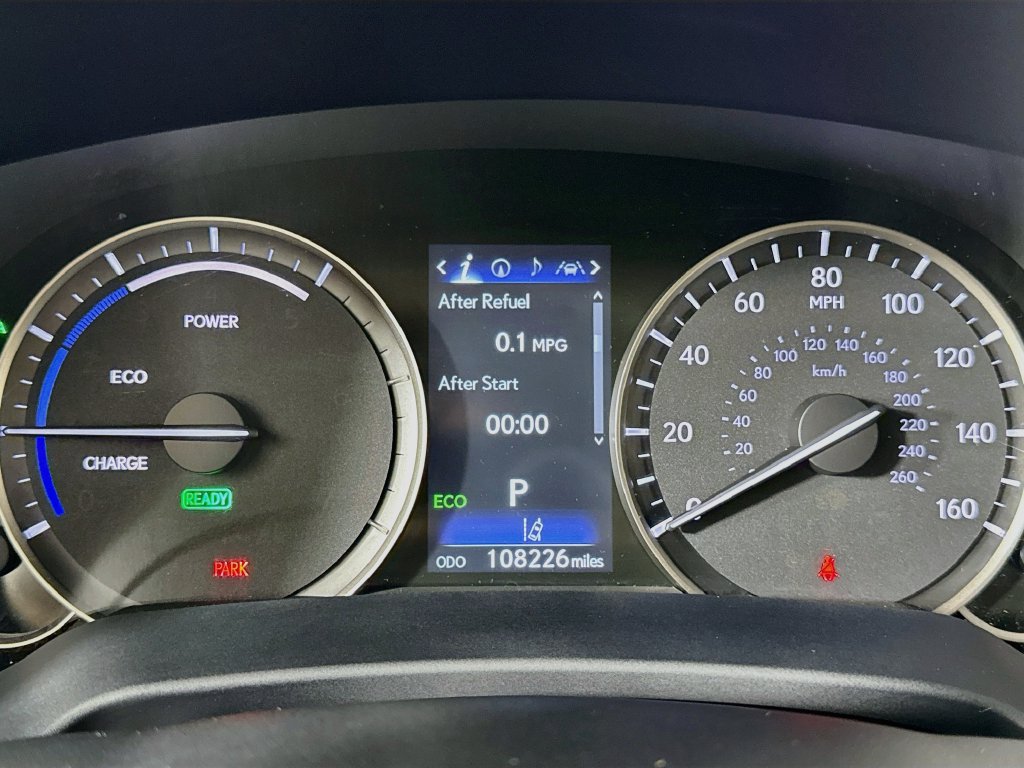 Used 2019 Lexus RX 450h AWD w/ Navigation Package image 33